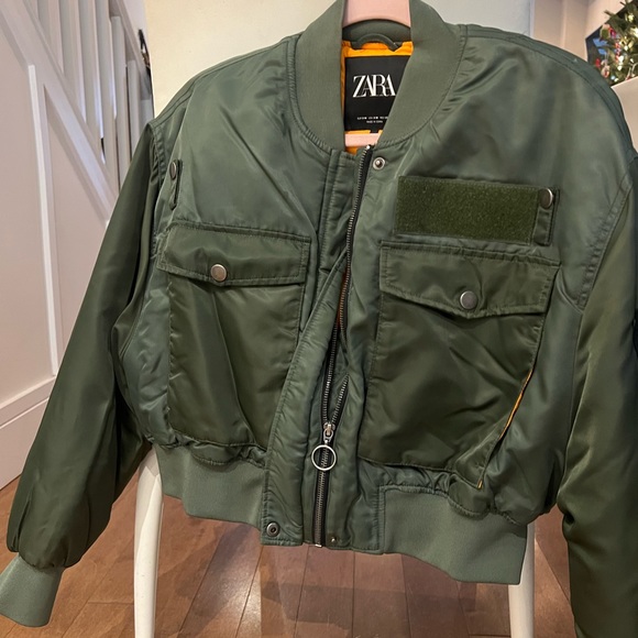Zara bomber jacket - Picture 2 of 3